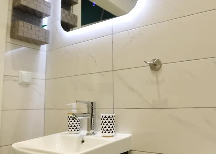 아파트 Aura *